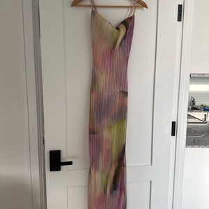 PrettyLittleThing Multicolor Pleated Maxi Dress - Pink & Green